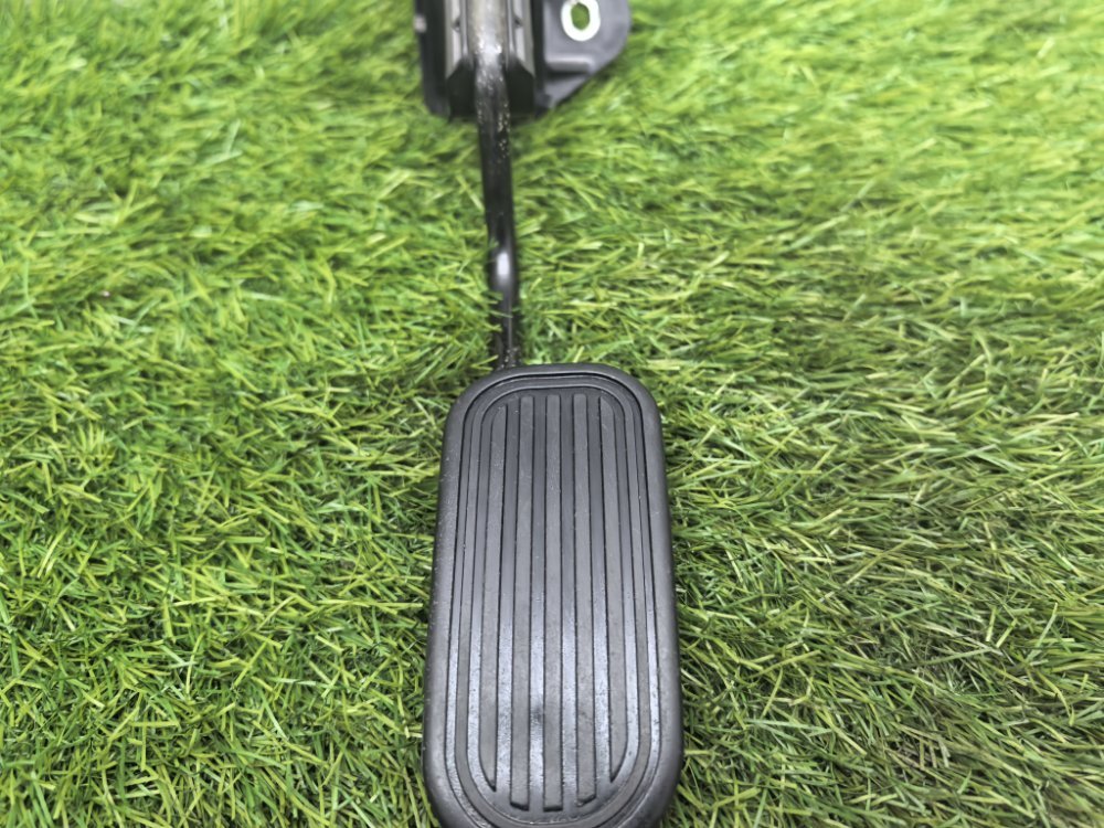 Педаль газа, 1100 рублей, Красноярск