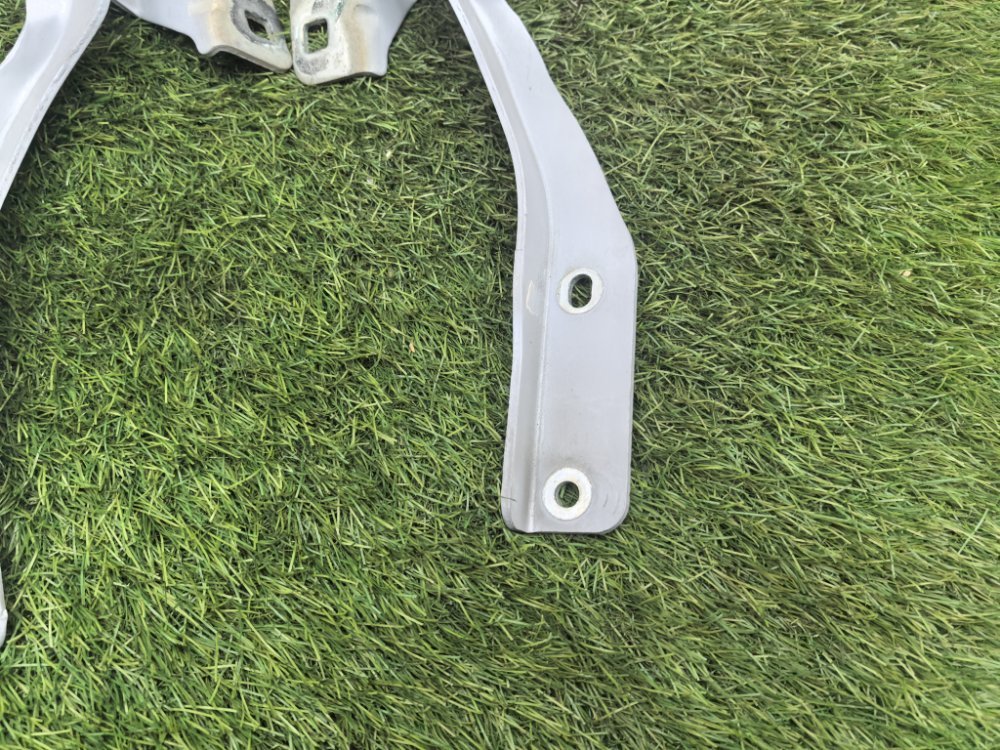 крепление капота, 2000 рублей, Красноярск