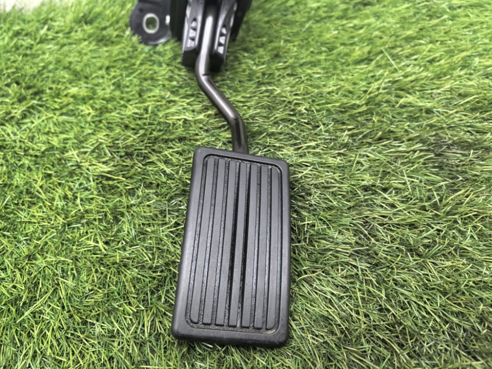 Педаль газа, 1100 рублей, Красноярск