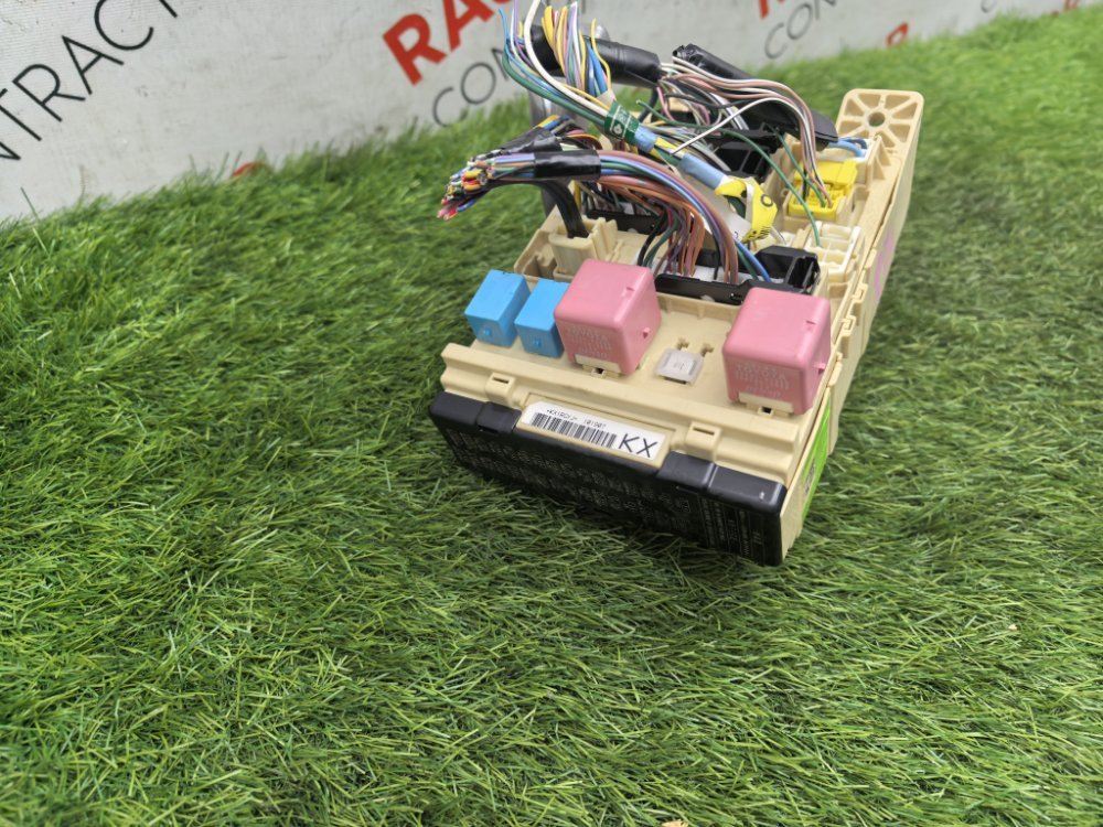 Блок предохранителей салонный, 2000 рублей, Красноярск