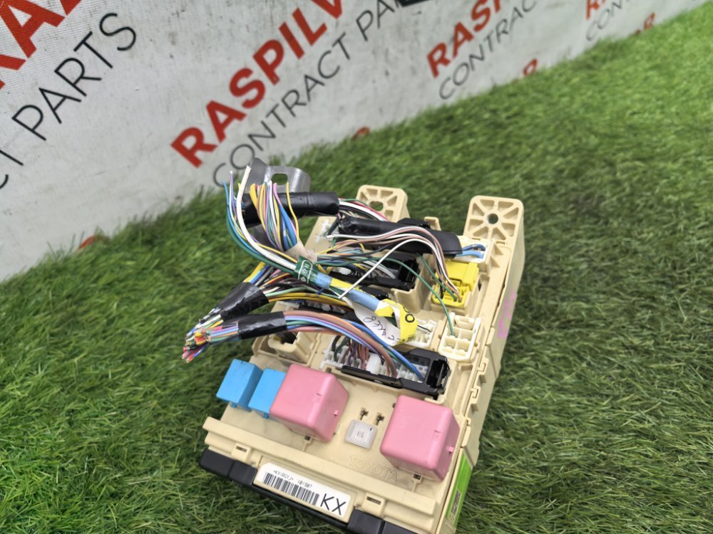 Блок предохранителей салонный, 2000 рублей, Красноярск