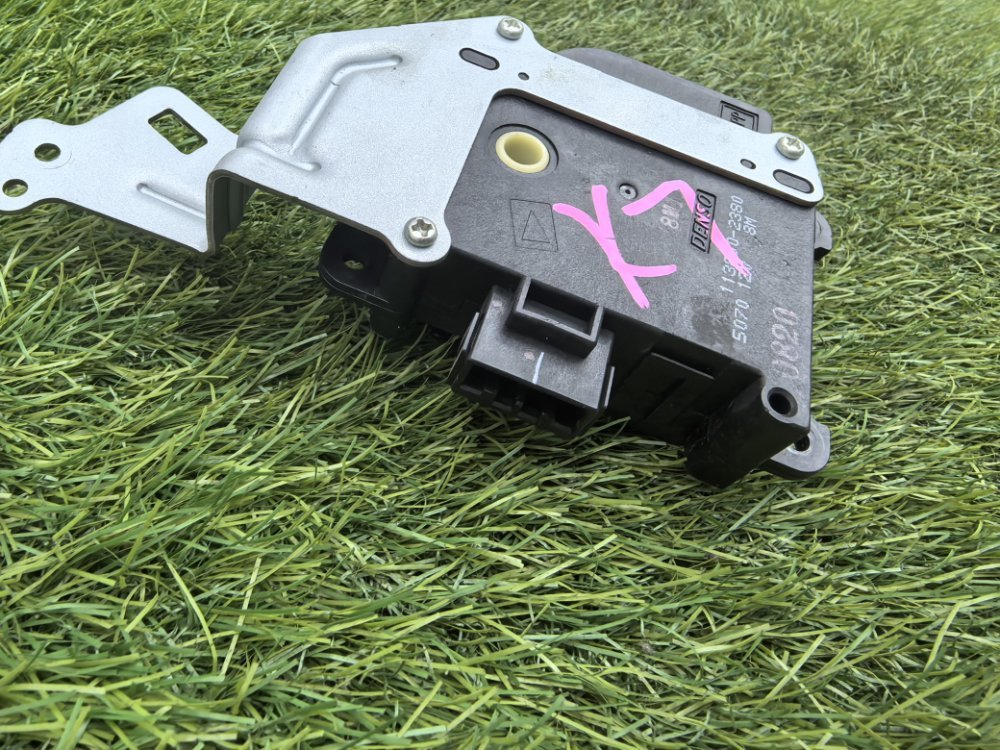 мотор заслонки печки, 1000 рублей, Красноярск