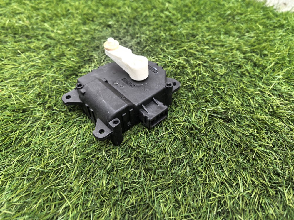 мотор заслонки печки, 1000 рублей, Красноярск