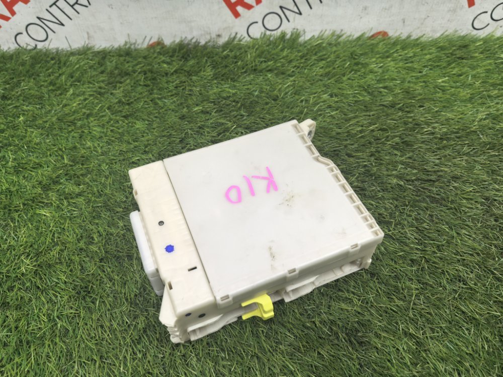 Блок предохранителей салонный, 1000 рублей, Красноярск