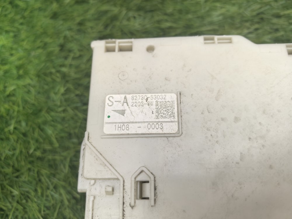 Блок предохранителей салонный, 1000 рублей, Красноярск