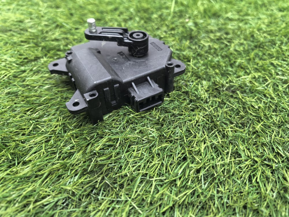 мотор заслонки печки, 1000 рублей, Красноярск