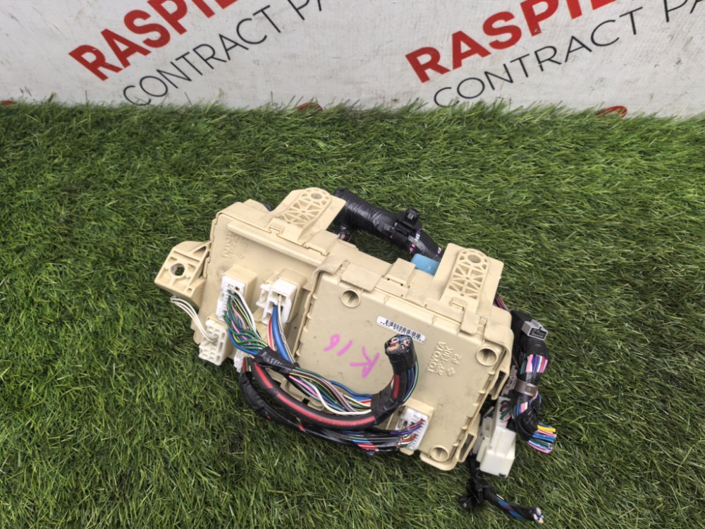 Блок предохранителей салонный, 2000 рублей, Красноярск