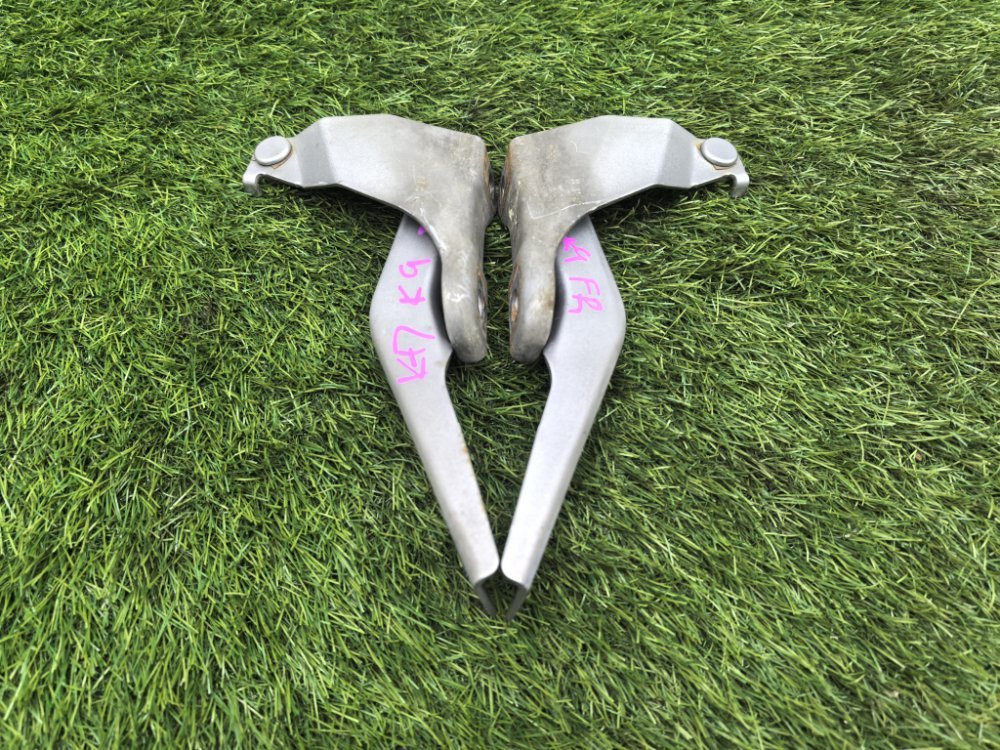 крепление капота, 3000 рублей, Красноярск