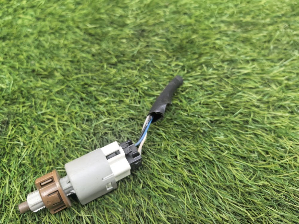 концевик под педаль тормоза, 1500 рублей, Красноярск