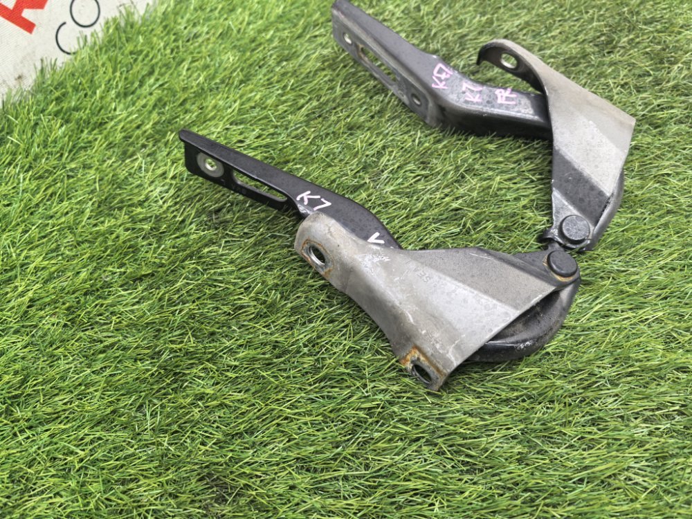 крепление капота, 3000 рублей, Красноярск