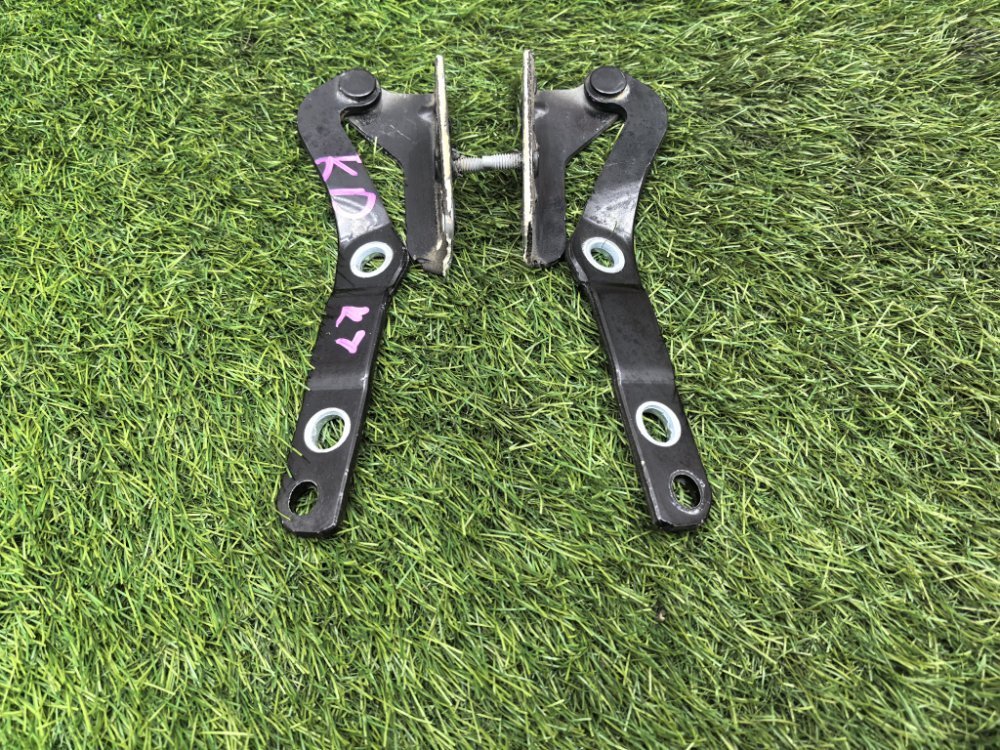 крепление двери багажника, 2000 рублей, Красноярск