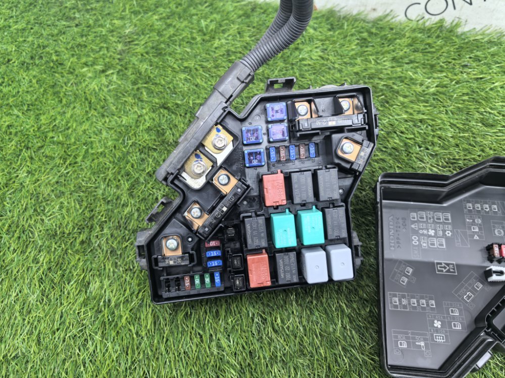 Блок предохранителей под капот, 4000 рублей, Красноярск