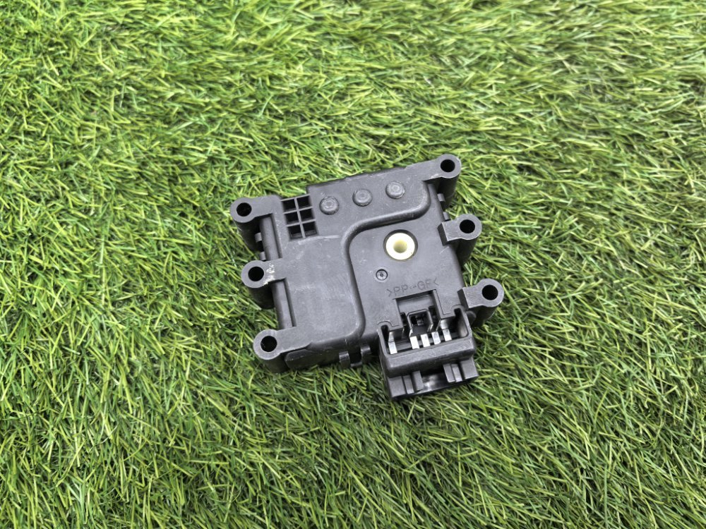 мотор заслонки печки, 1000 рублей, Красноярск