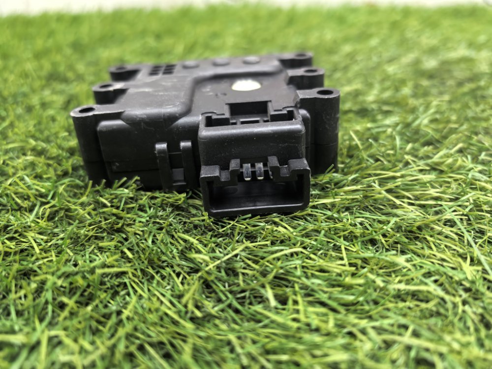 мотор заслонки печки, 1000 рублей, Красноярск