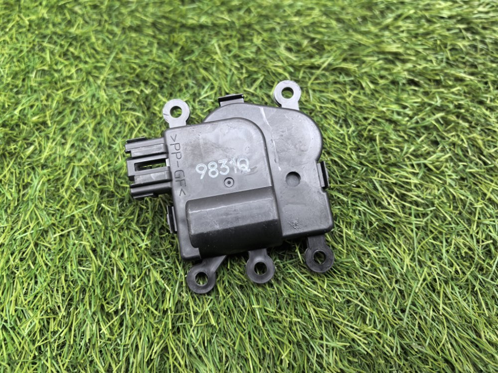 мотор заслонки печки, 1000 рублей, Красноярск