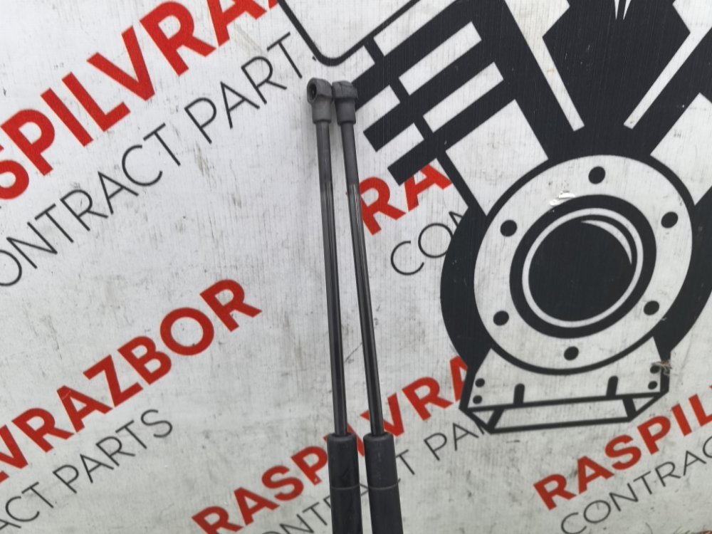 Амортизатор двери багажника, 1500 рублей, Красноярск