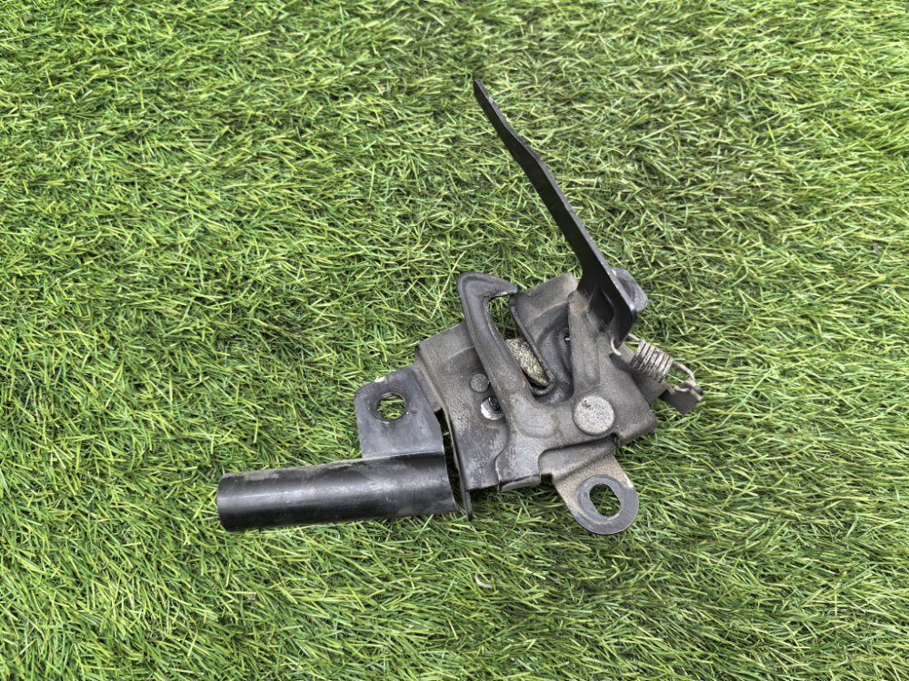 Замок капота, 1000 рублей, Красноярск