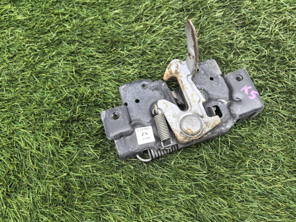 Замок капота, 1500 рублей, Красноярск