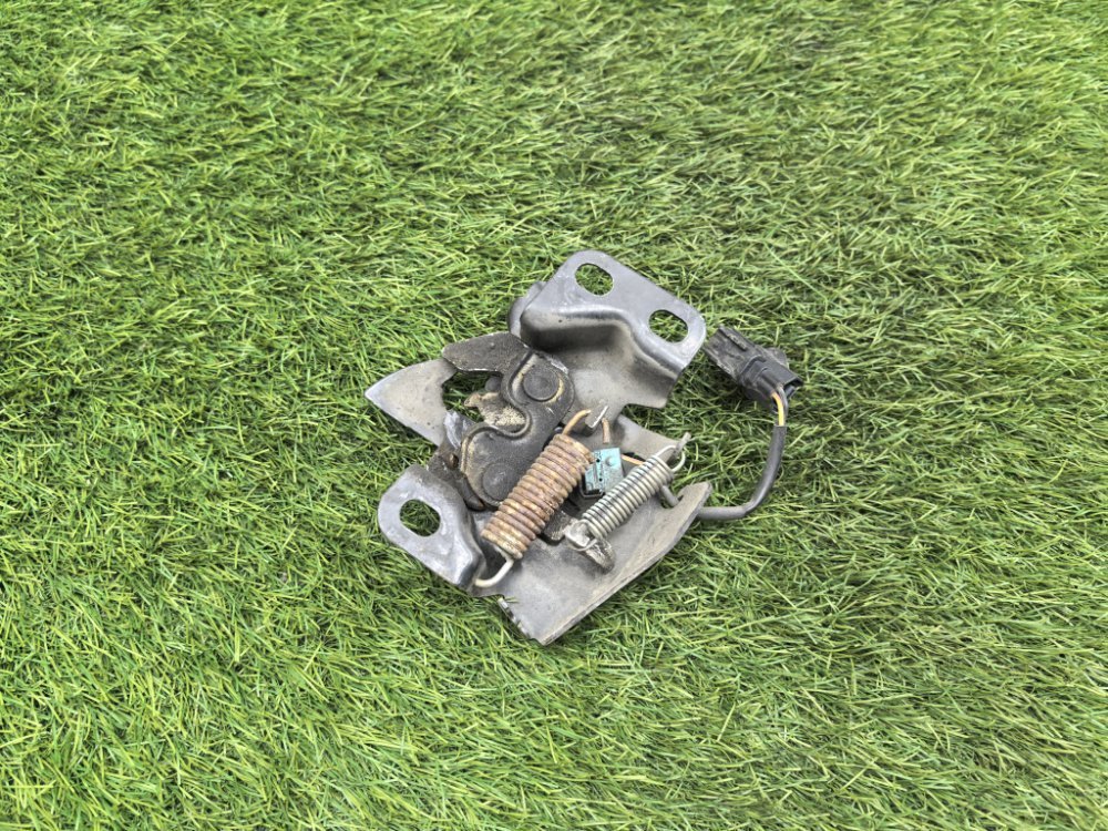 Замок капота, 2000 рублей, Красноярск