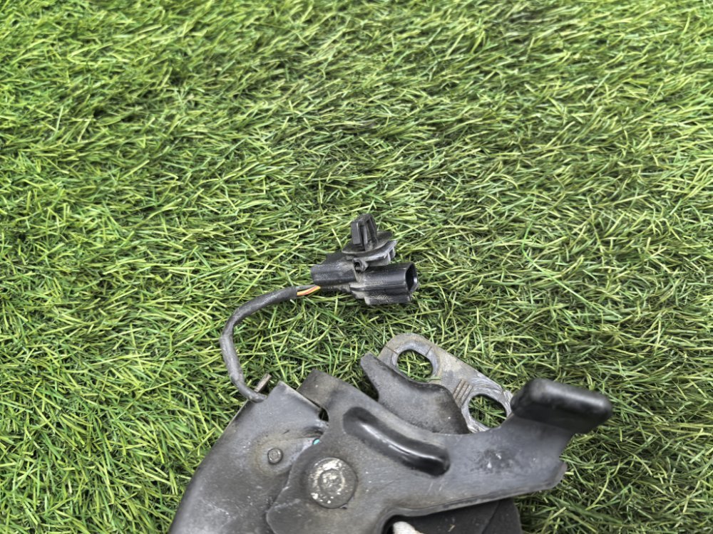 Замок капота, 2000 рублей, Красноярск