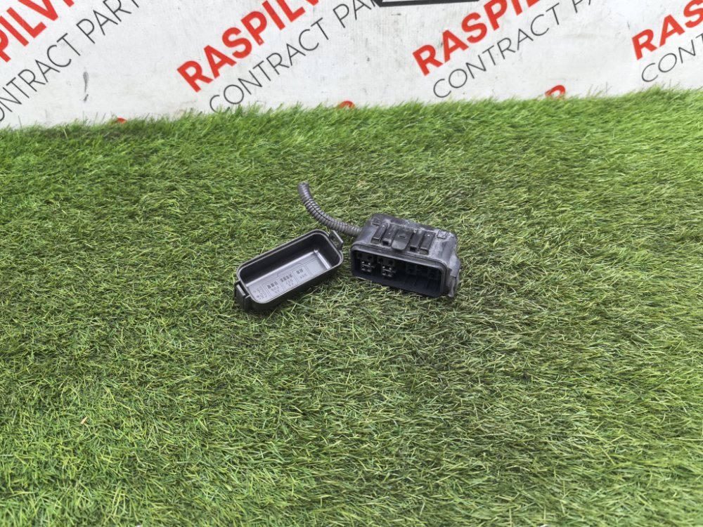 Блок предохранителей под капот, 1000 рублей, Красноярск