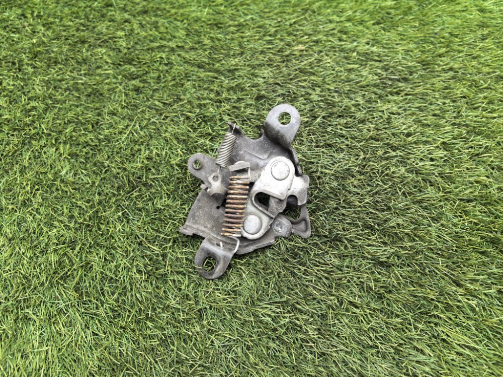 Замок капота, 1000 рублей, Красноярск