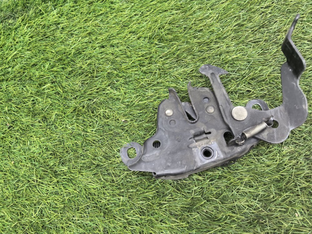 Замок капота, 800 рублей, Красноярск