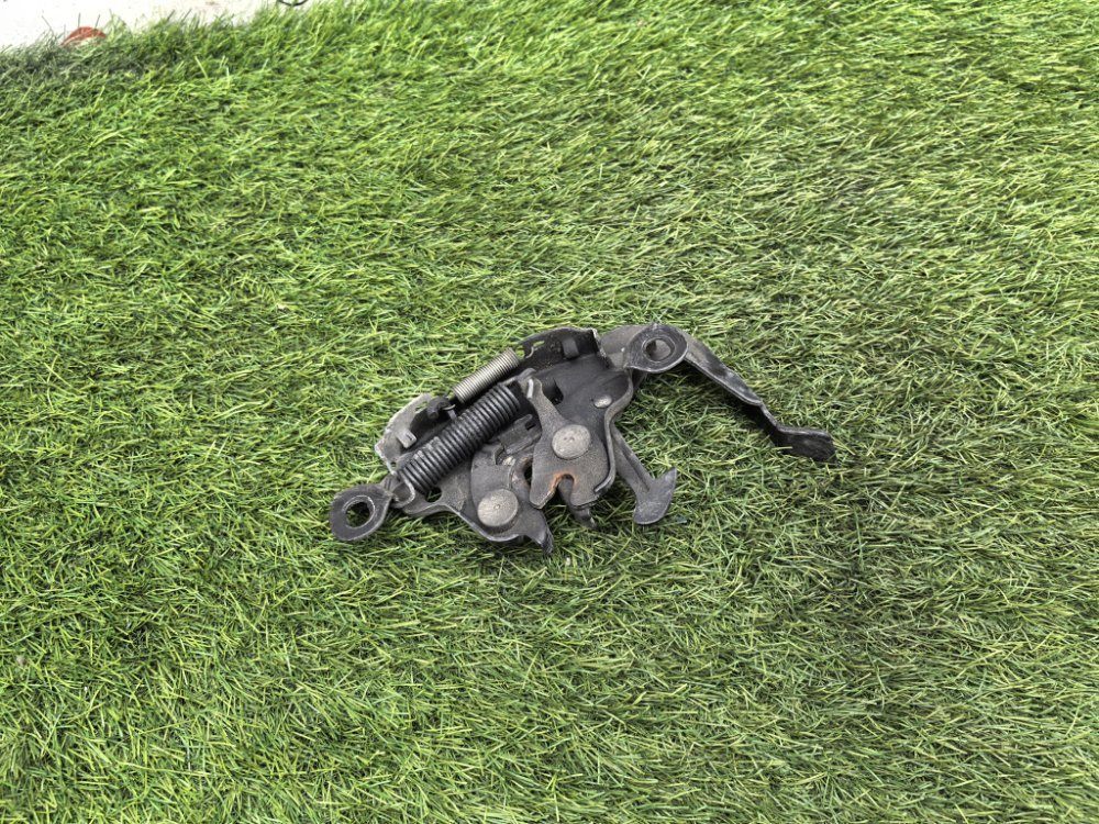 Замок капота, 800 рублей, Красноярск