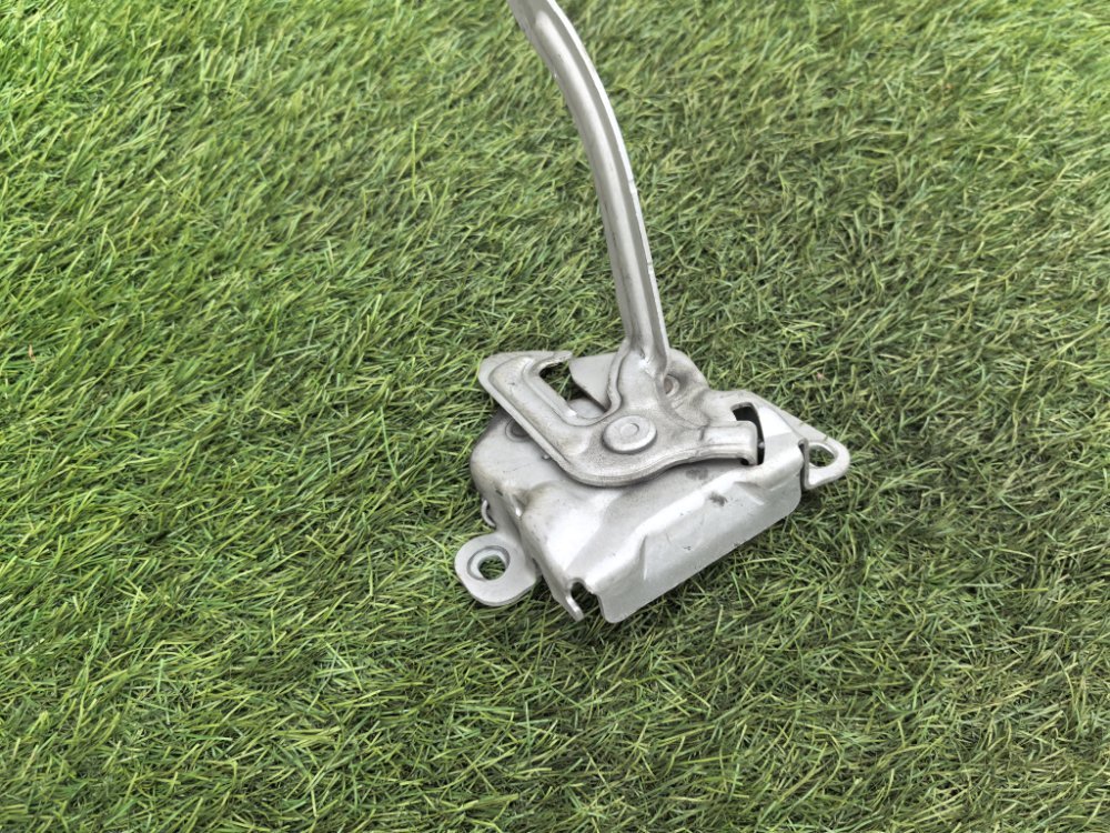 Замок капота, 1500 рублей, Красноярск