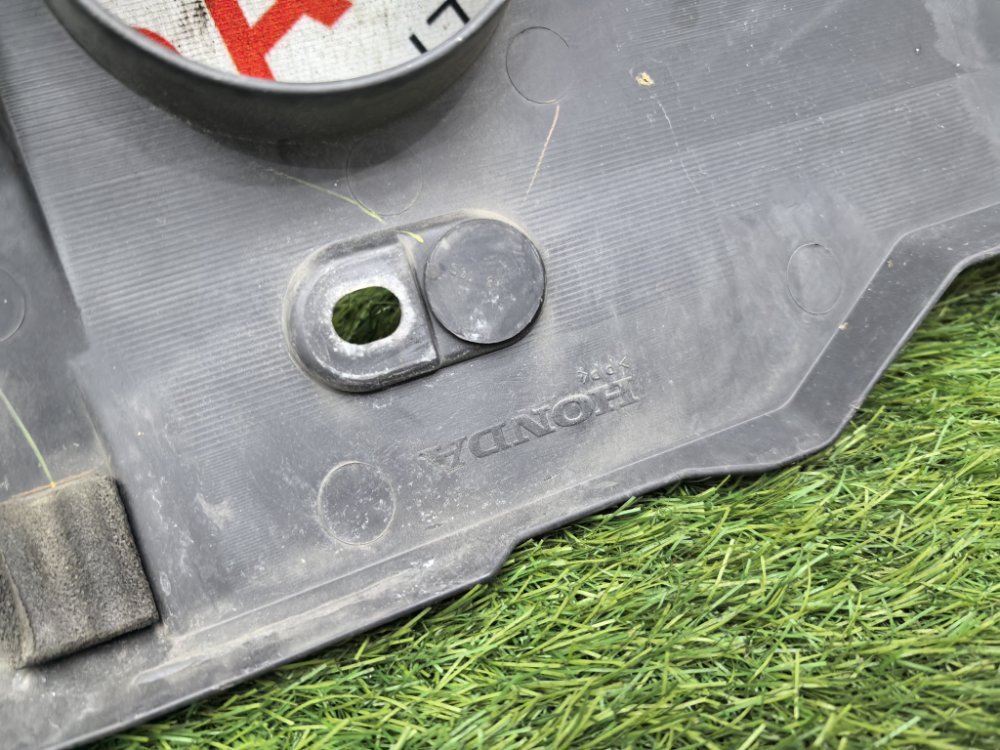 Накладка замка капота, 1100 рублей, Красноярск