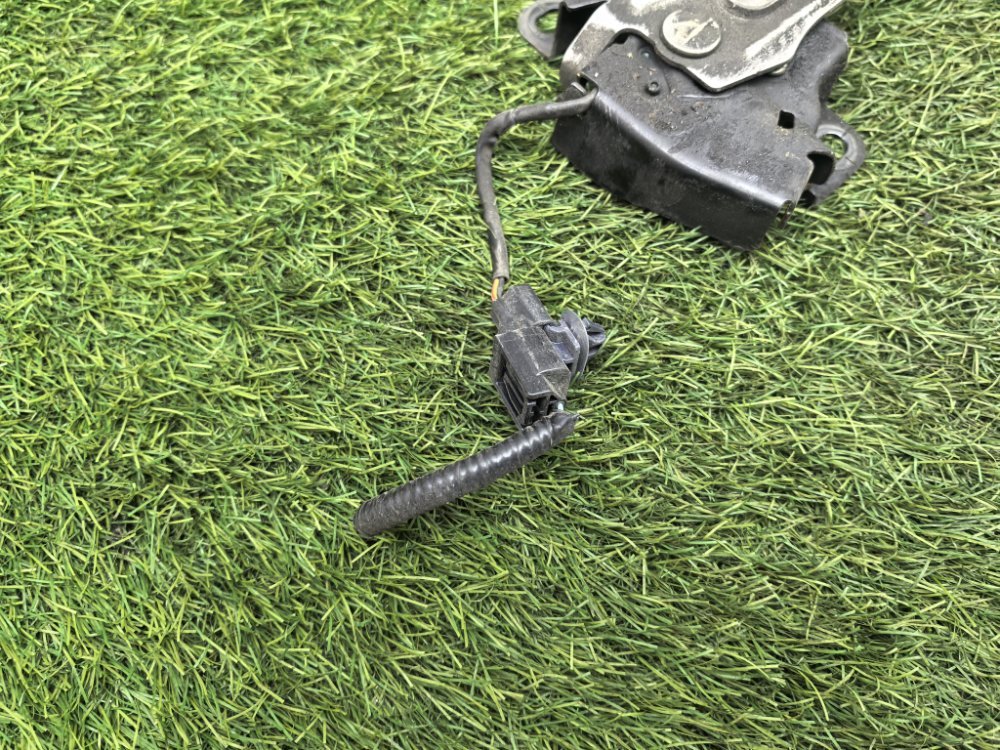 Замок капота, 1500 рублей, Красноярск