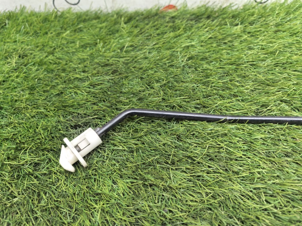 Упор капота, 1500 рублей, Красноярск