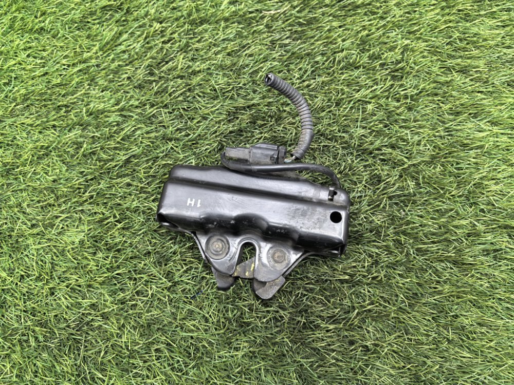 Замок капота, 1500 рублей, Красноярск