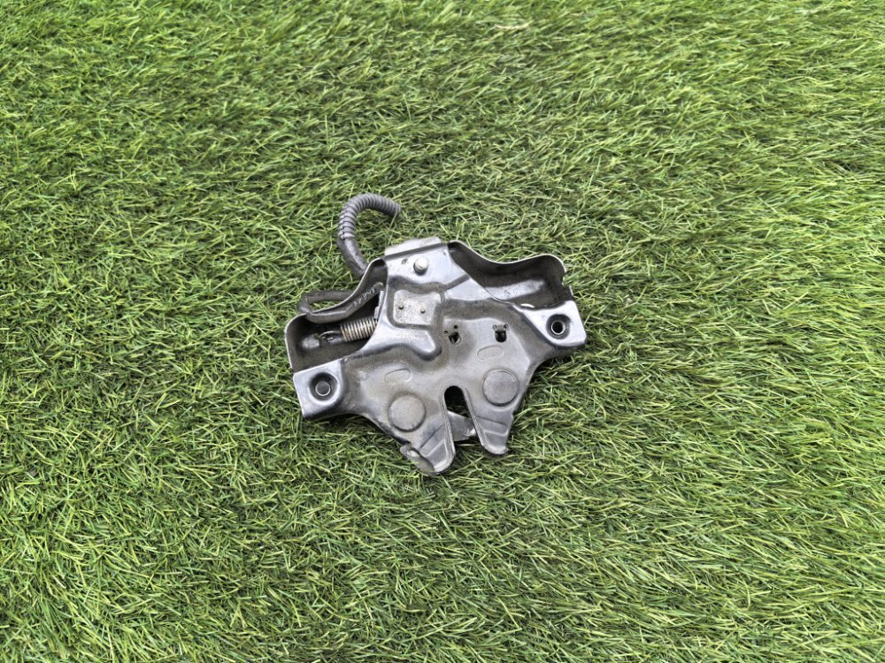 Замок капота, 1500 рублей, Красноярск