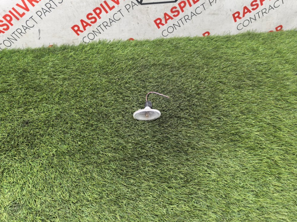 Повторитель поворота в крыло, 800 рублей, Красноярск