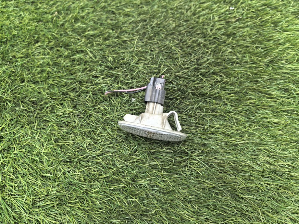 Повторитель поворота в крыло, 800 рублей, Красноярск