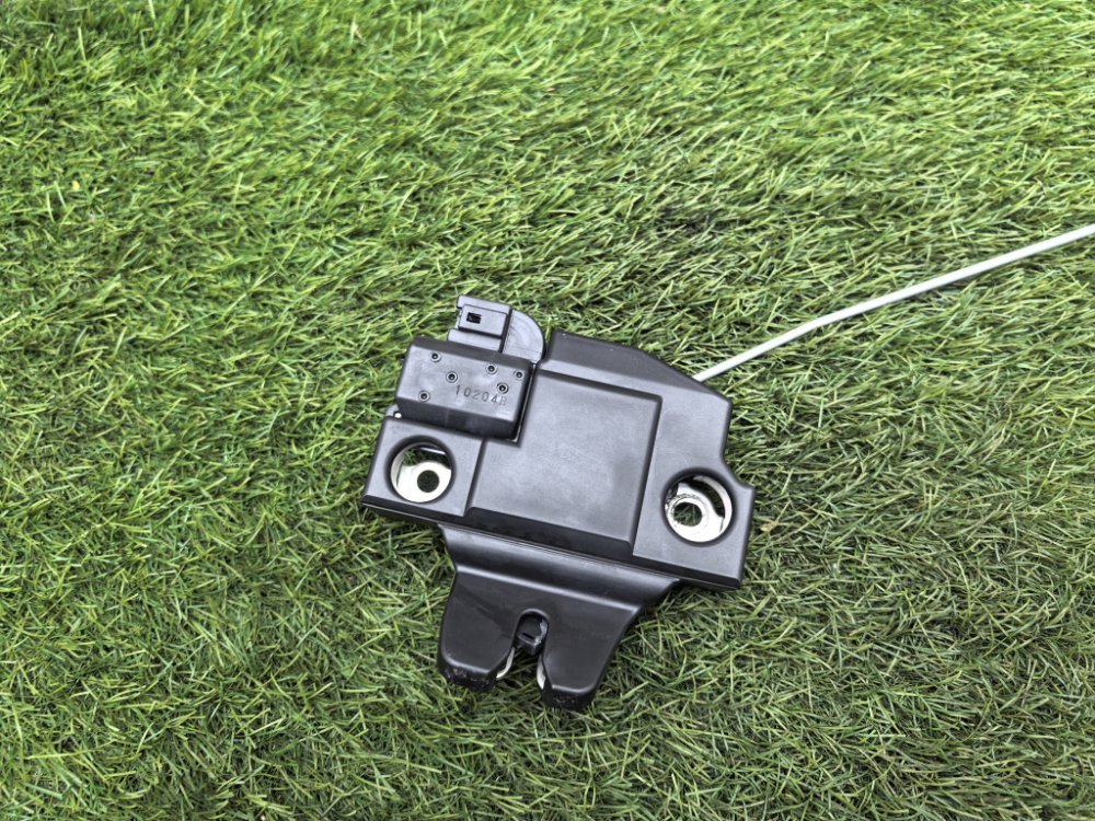 Замок багажника, 4000 рублей, Красноярск