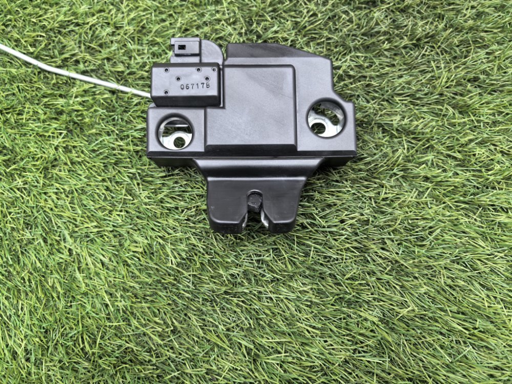 Замок багажника, 4000 рублей, Красноярск