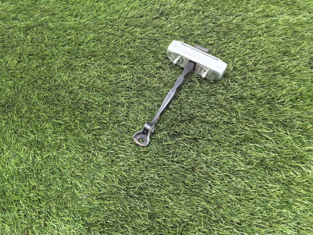 ограничитель двери багажника, 2000 рублей, Красноярск