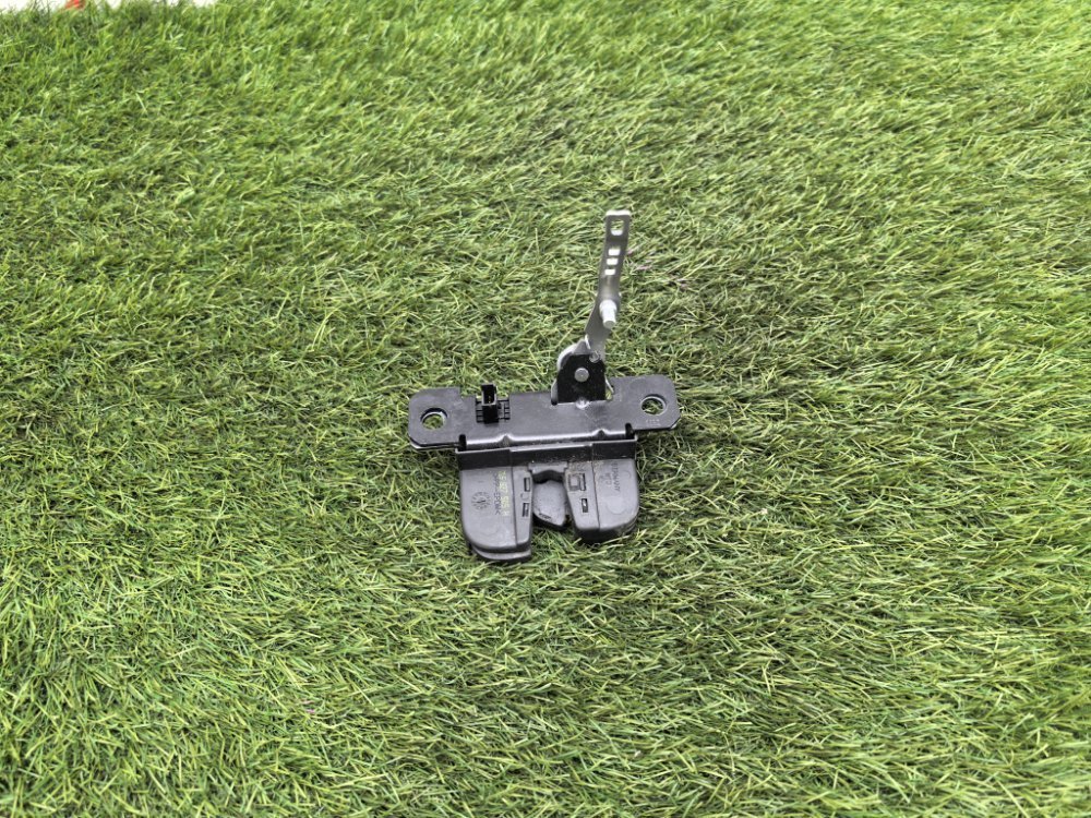 Замок багажника, 5000 рублей, Красноярск