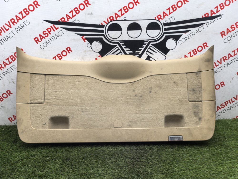 Обшивка двери багажника, 2500 рублей, Красноярск