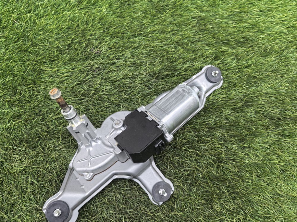 моторчик заднего дворника, 15000 рублей, Красноярск