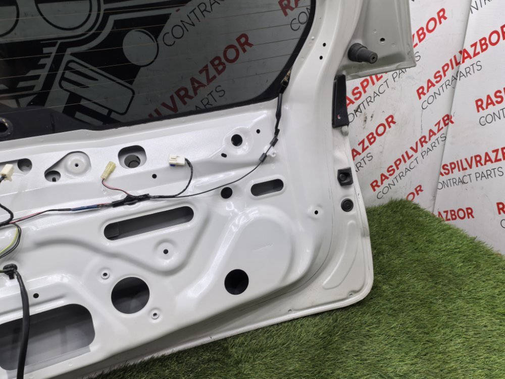 Дверь багажника, 20000 рублей, Красноярск