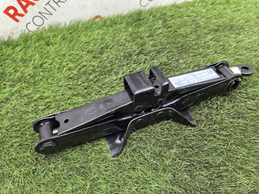 Домкрат, 2000 рублей, Красноярск