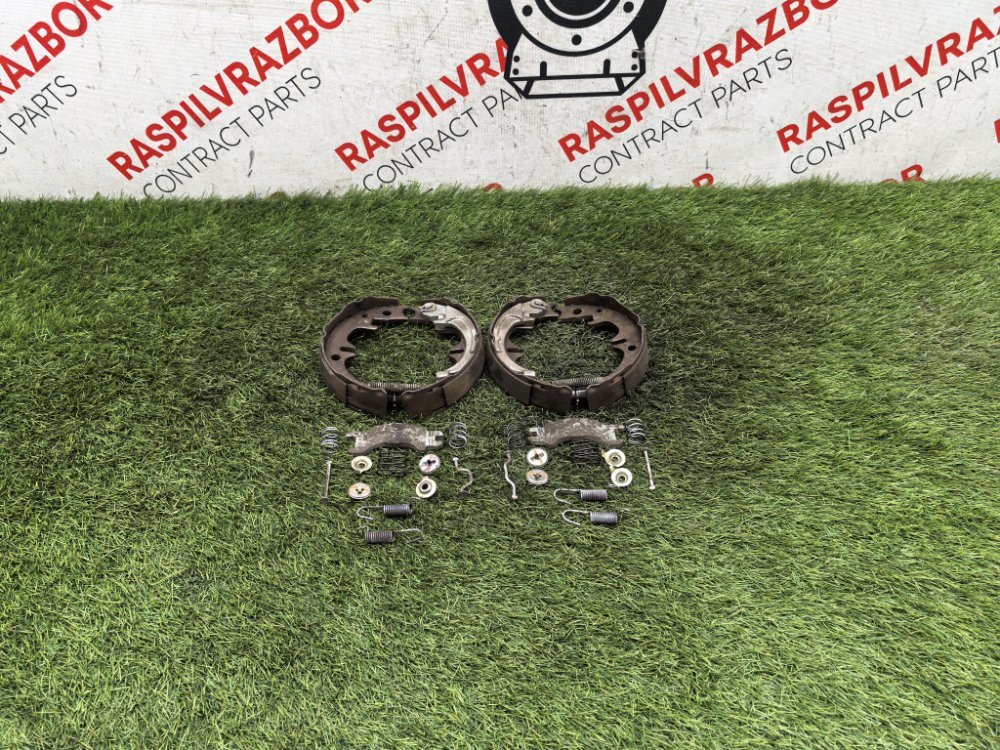 Колодки стояночного тормоза, 3000 рублей, Красноярск