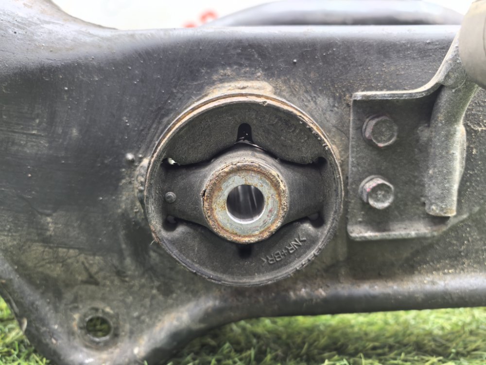 балка поперечная, 30000 рублей, Красноярск