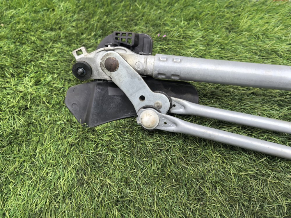 Трапеция дворников, 1500 рублей, Красноярск