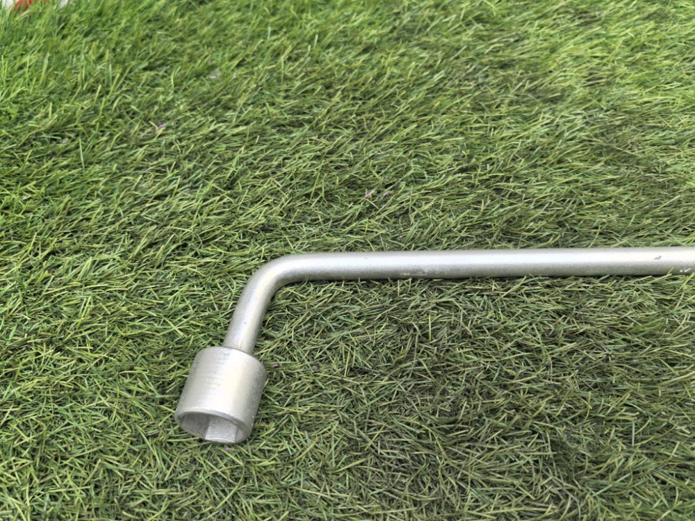 Ключ балонный, 600 рублей, Красноярск