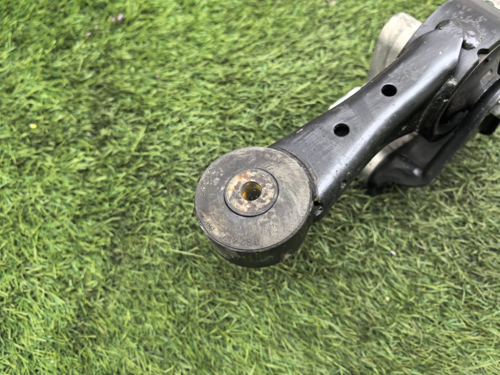 Подушка двигателя, 1500 рублей, Красноярск