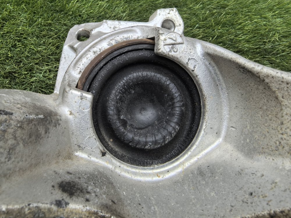 Подушка двигателя, 5000 рублей, Красноярск